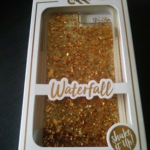 IPhone Xr waterfall case